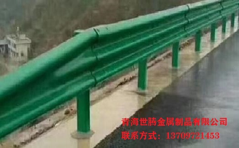 <a href='http://www.iufhoyp.cn/shuangbohulan/'target='_blank'>波形護欄</a>